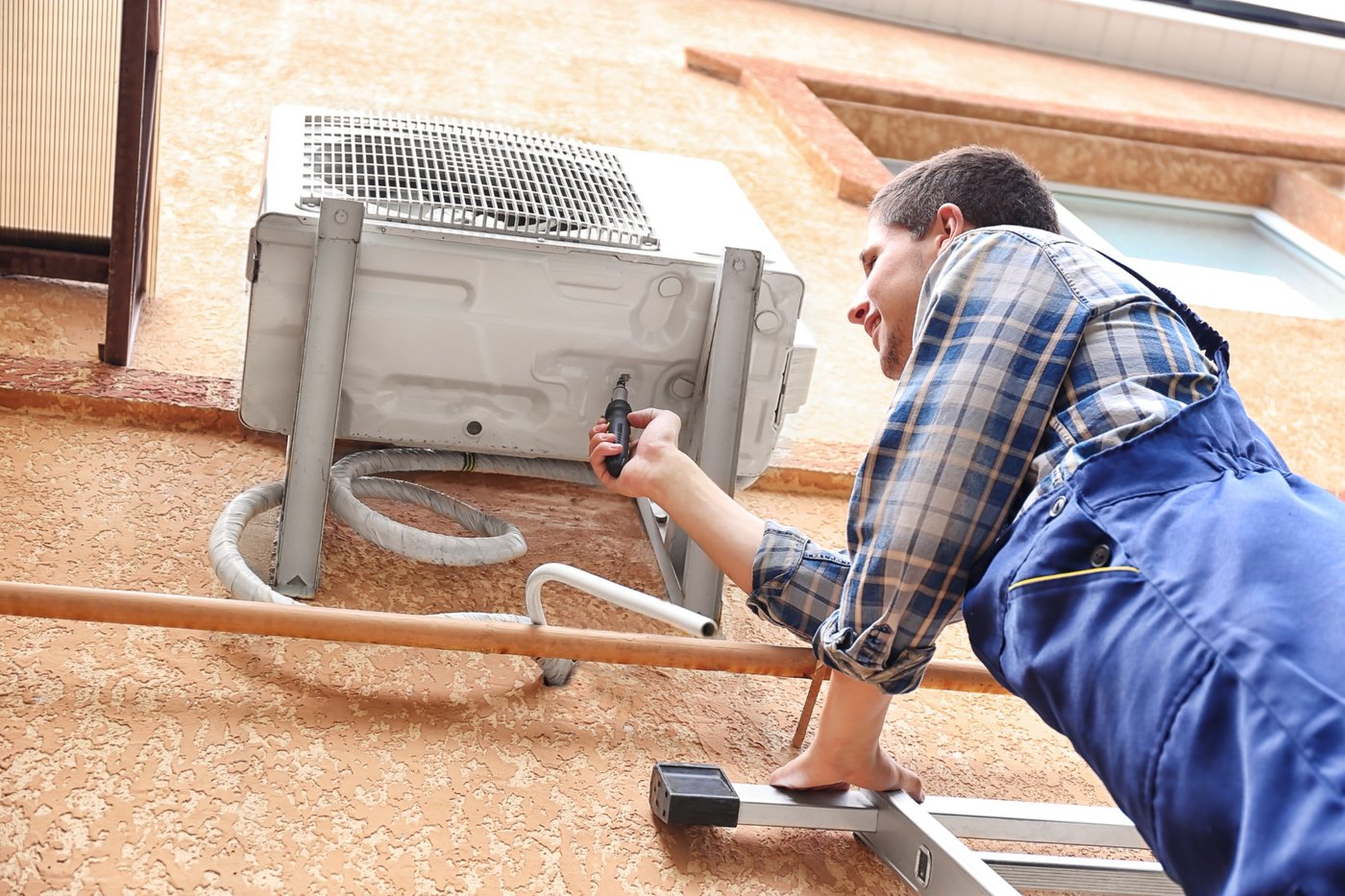 Reparații aer condiționat